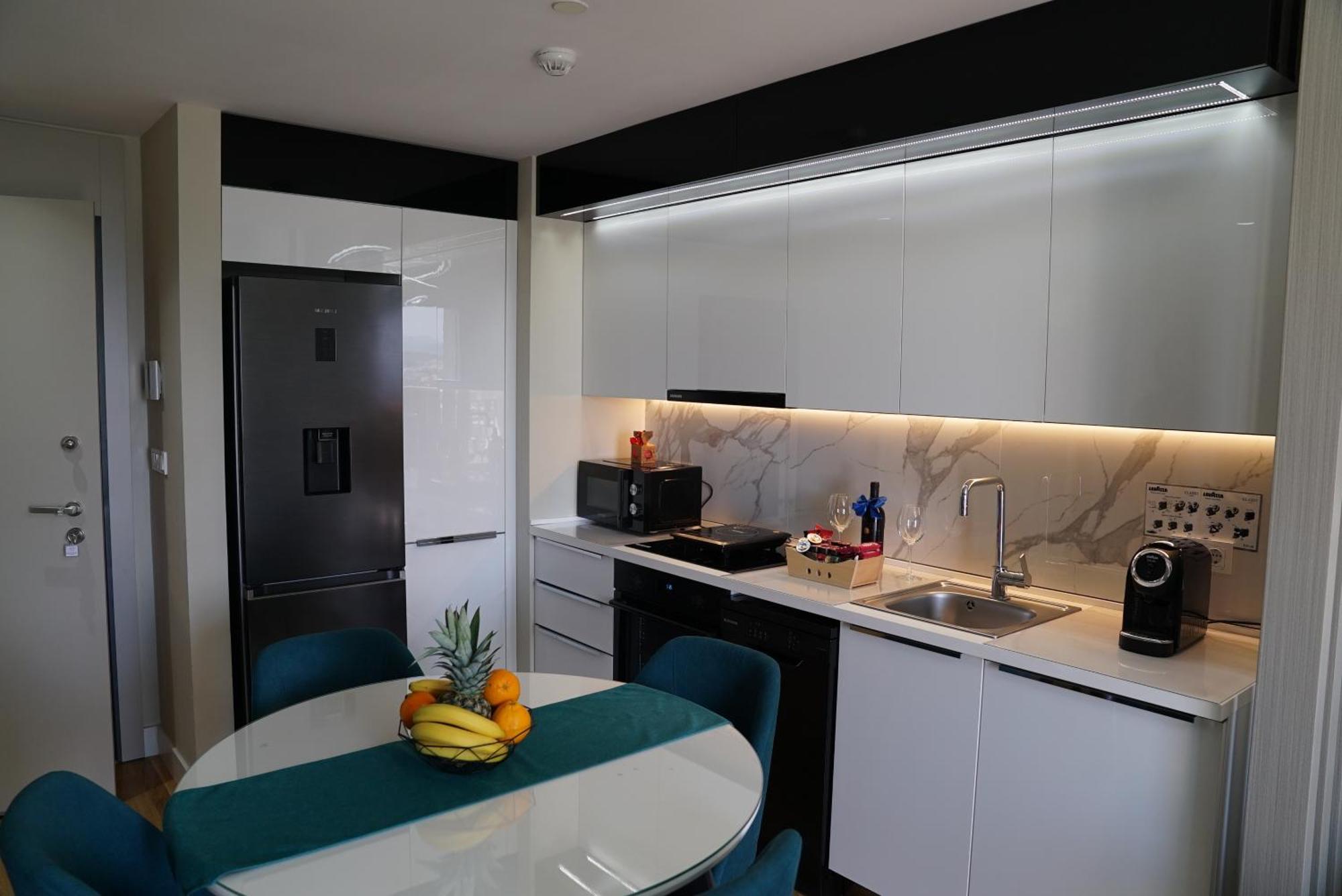 Diamond 72 Apartment , Skopje City - Center, Diamond Residences, Free Parking Buitenkant foto